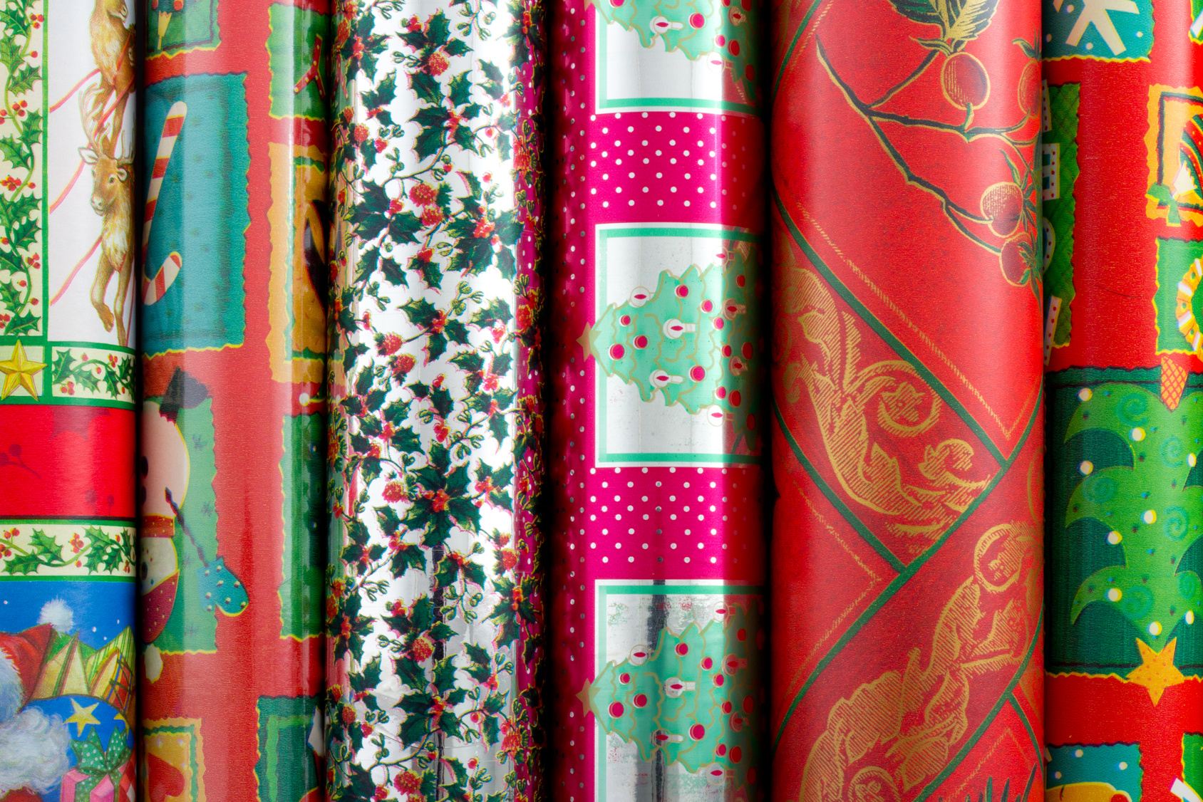5 Common mistakes to avoid this Christmas - Wrapping paper - Sash Smart